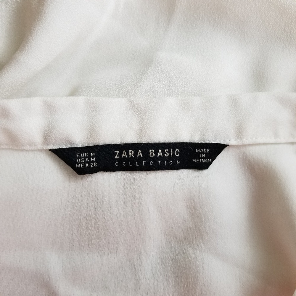 Zara Basic White Blouse, Size Medium - image 7